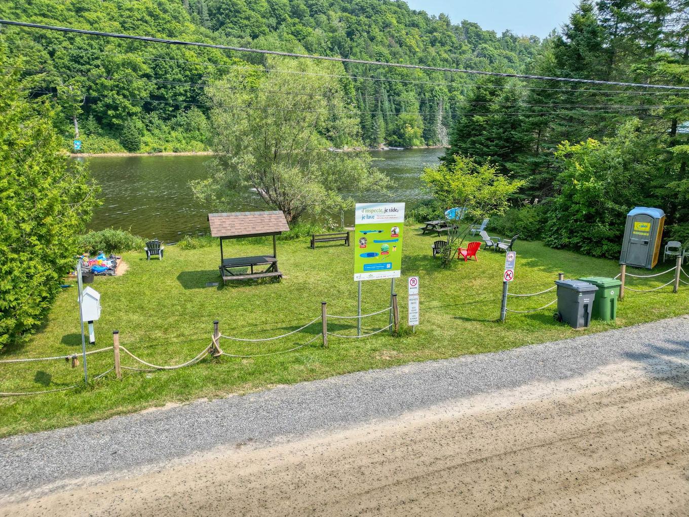 Access to a body of water - 2236 Ch. Gémont, Saint-Adolphe-D'Howard, QC - Outdoor