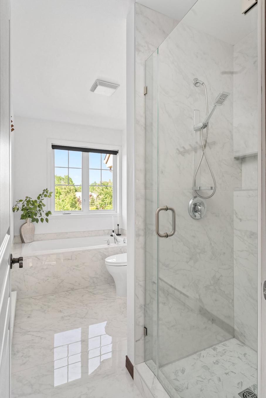 Bathroom - 1808 Ch. Du Golf, Mont-Tremblant, QC - Indoor Photo Showing Bathroom