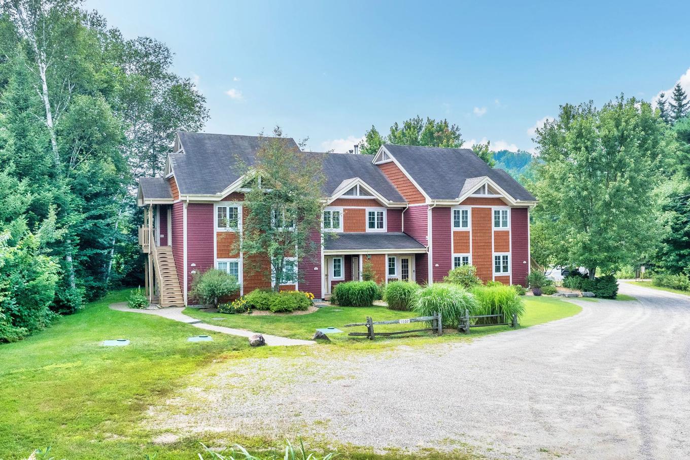 Frontage - 1808 Ch. Du Golf, Mont-Tremblant, QC - Outdoor With Facade