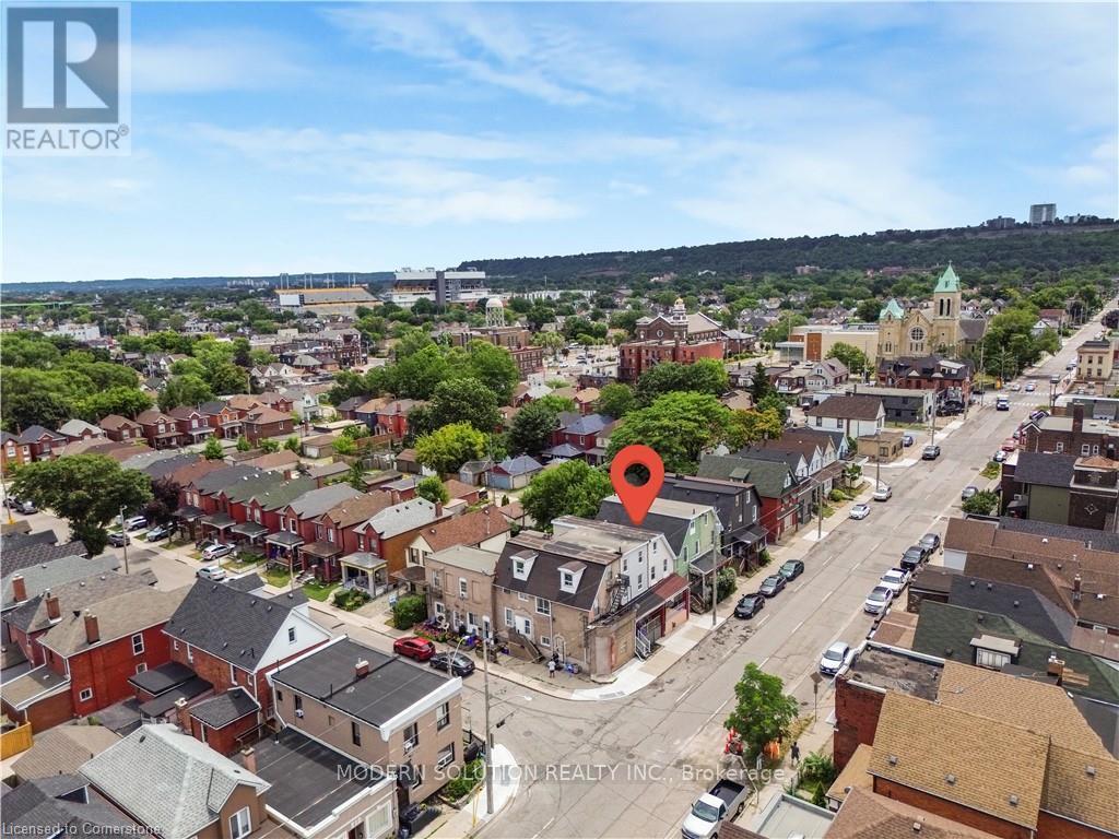 204 Sherman Avenue, Hamilton, ON - Outdoor With View