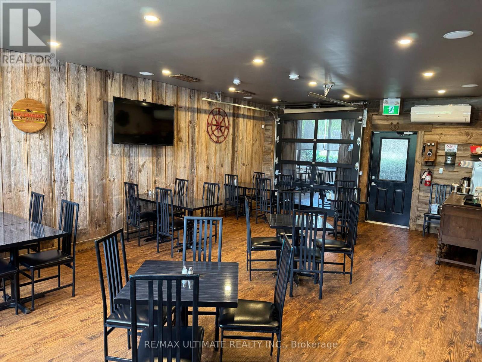 53 Simcoe Street, Brant, ON