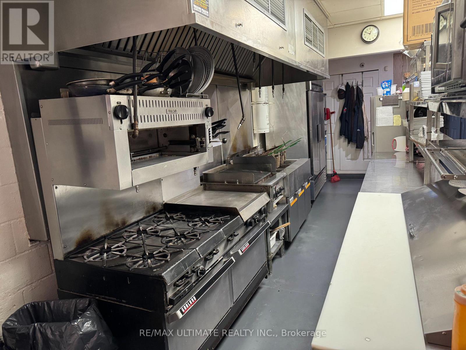 53 Simcoe Street, Brant, ON