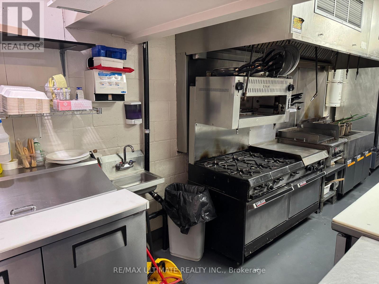 53 Simcoe Street, Brant, ON