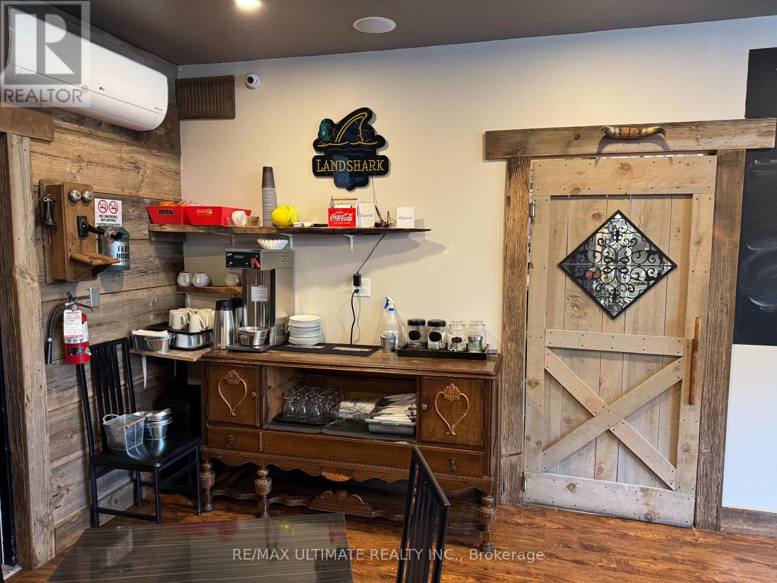 53 Simcoe Street, Brant, ON