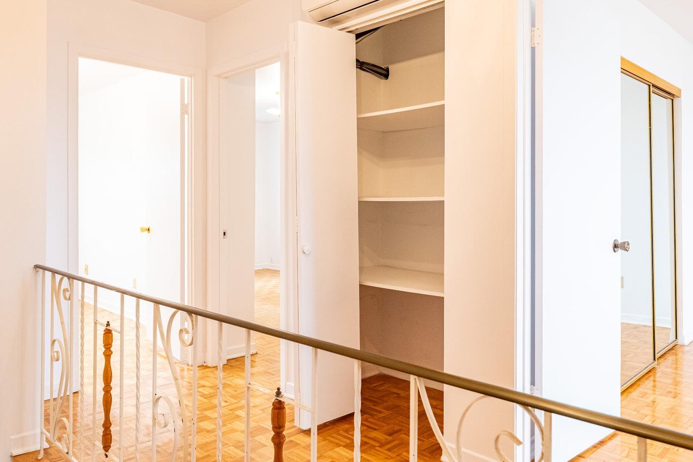 Rangement - 8312 Rue Cordner, Montréal (Lasalle), QC - Indoor Photo Showing Other Room