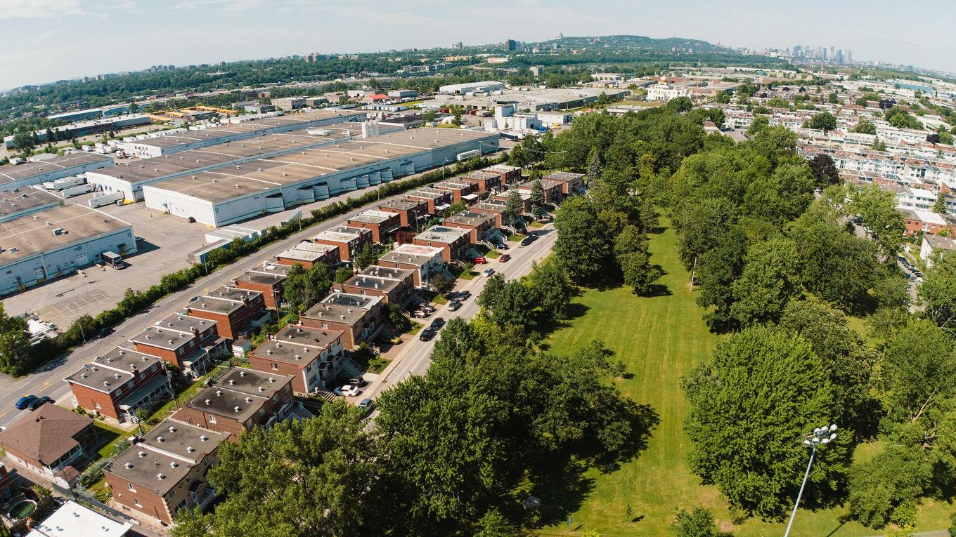 Photo aérienne - 8312 Rue Cordner, Montréal (Lasalle), QC - Outdoor With View