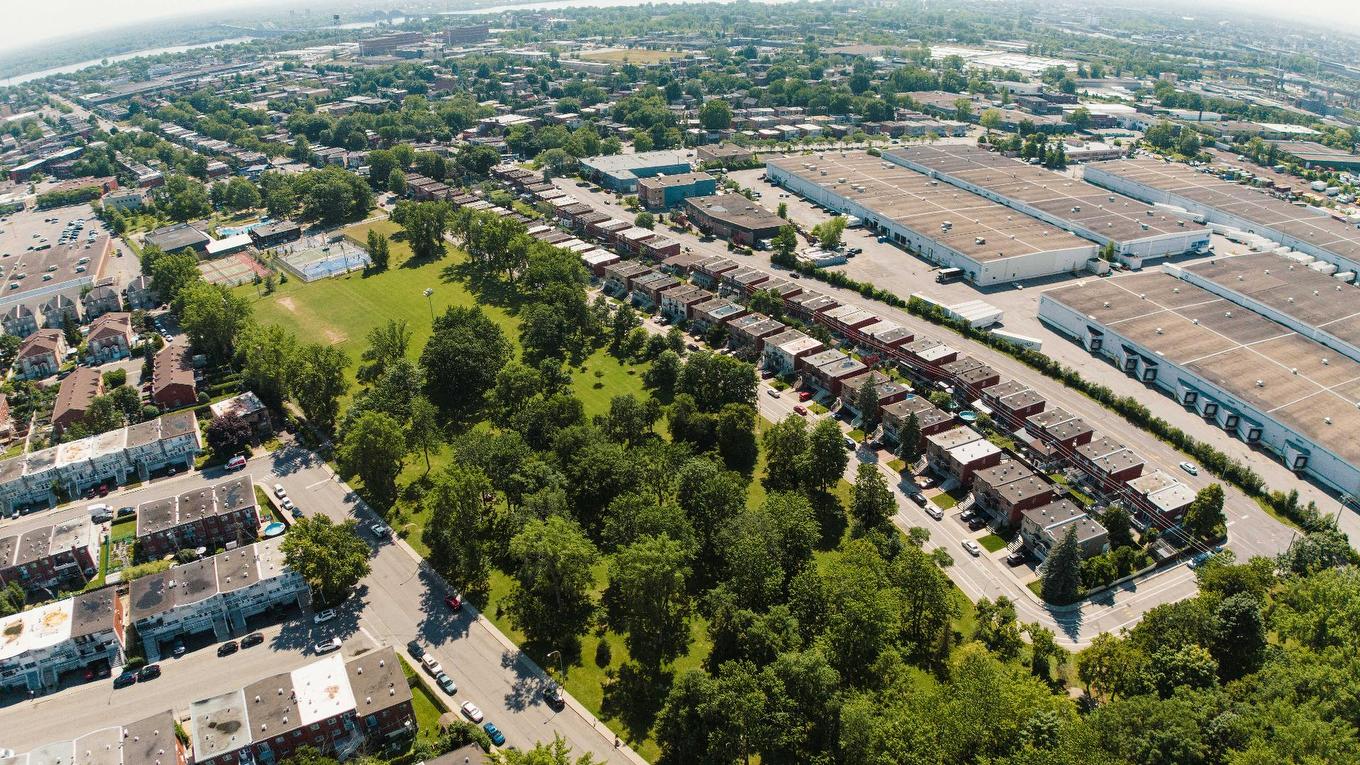 Photo aérienne - 8312 Rue Cordner, Montréal (Lasalle), QC - Outdoor With View