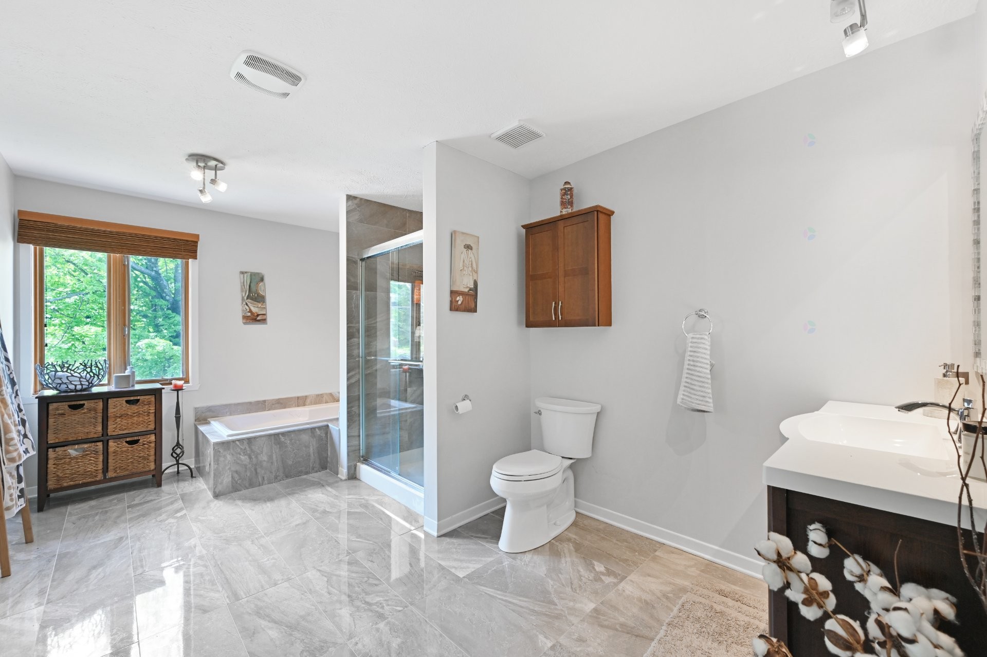 Bathroom - 134 - 134A Ch. Bernier, Sutton, QC - Indoor Photo Showing Bathroom