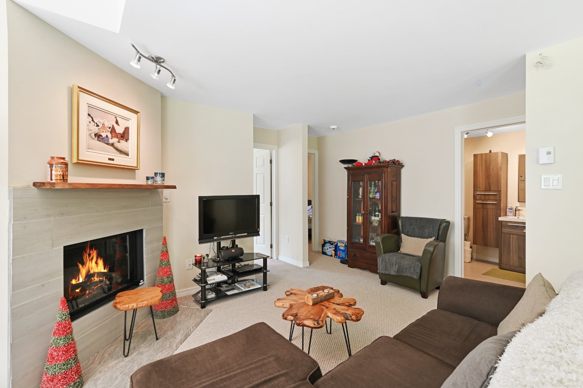 Overall view - 134 - 134A Ch. Bernier, Sutton, QC - Indoor Photo Showing Living Room With Fireplace