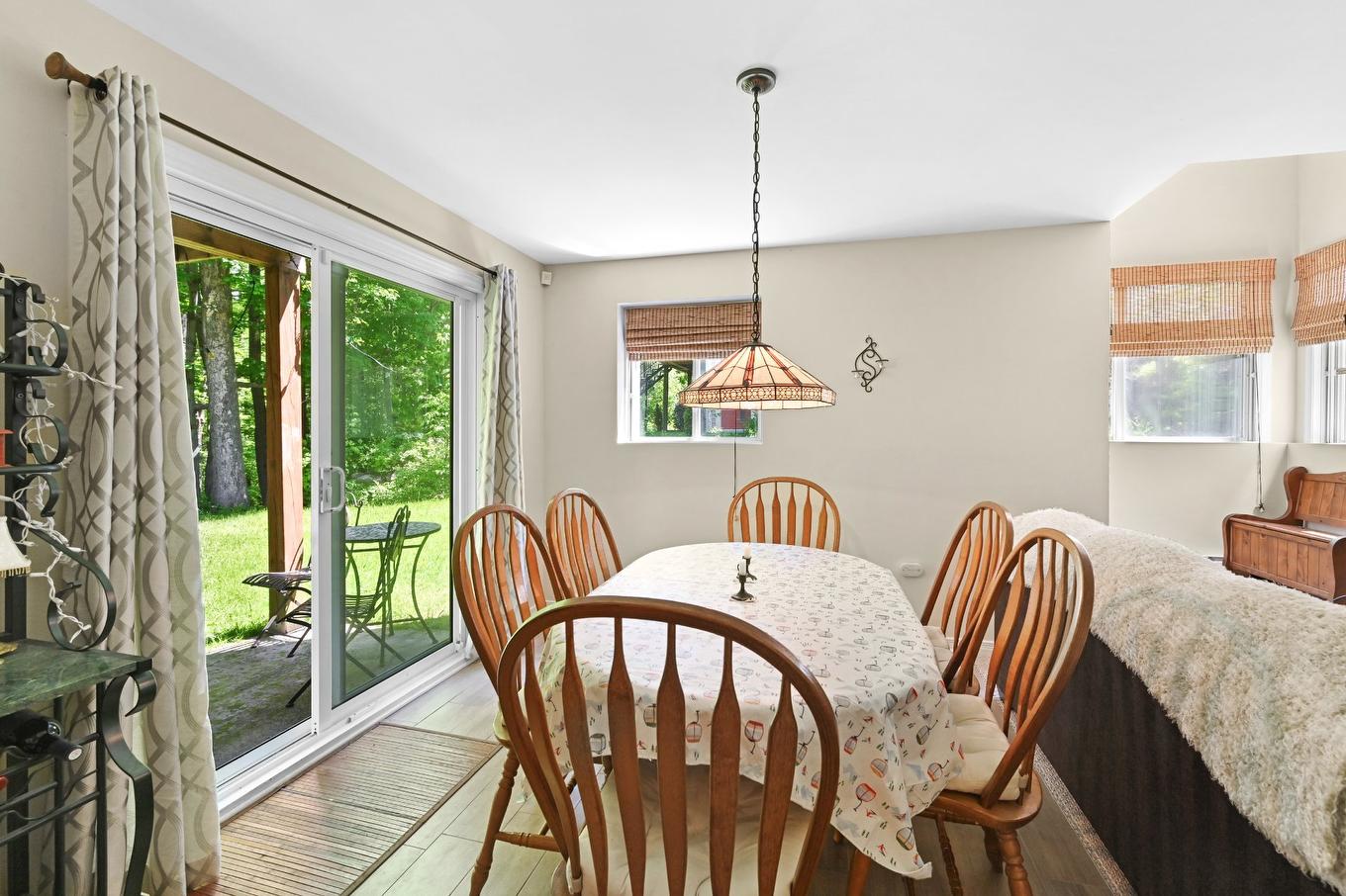Dining room - 134 - 134A Ch. Bernier, Sutton, QC - Indoor Photo Showing Dining Room