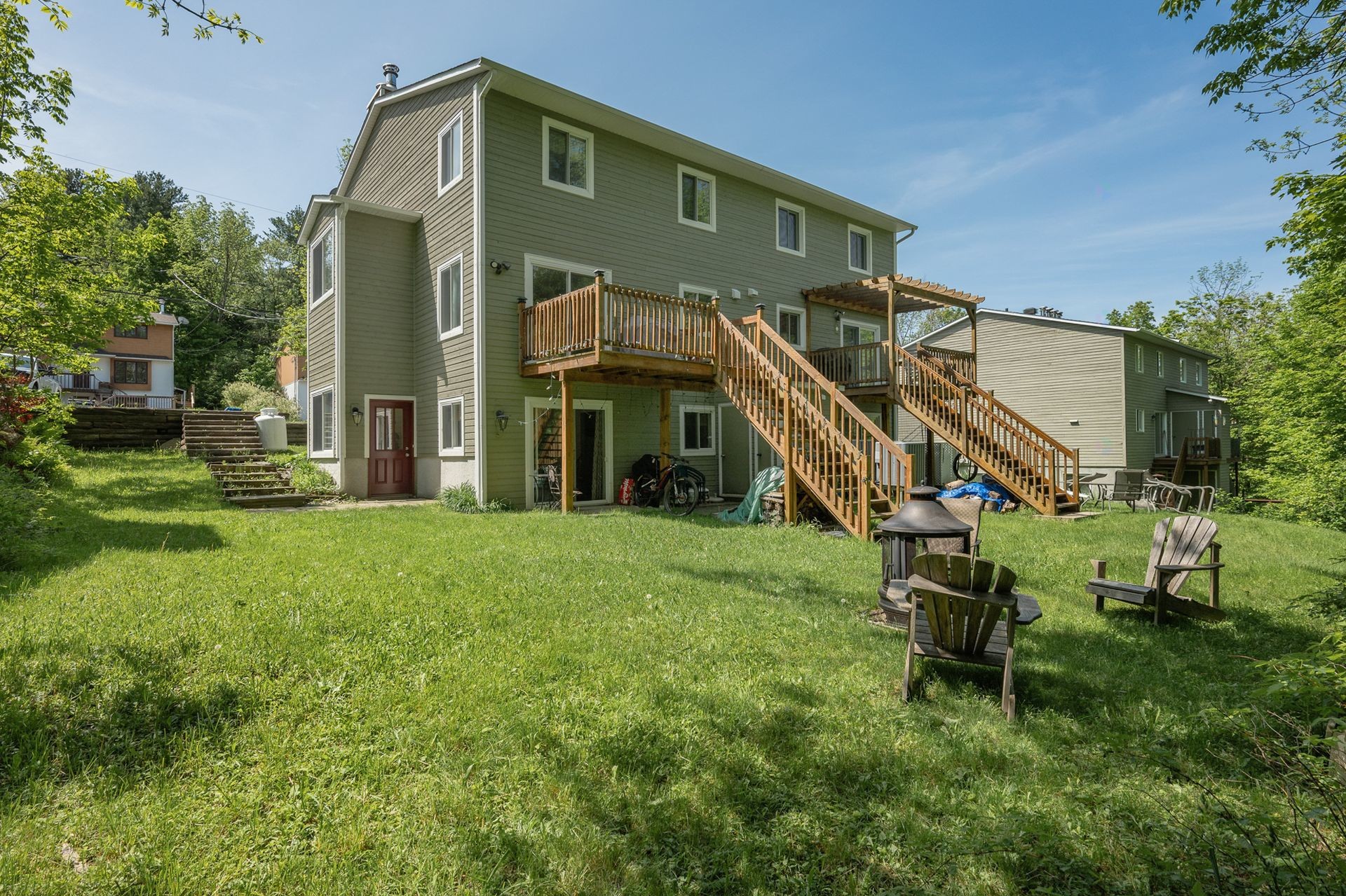 Back of Structure - 134 - 134A Ch. Bernier, Sutton, QC - Outdoor