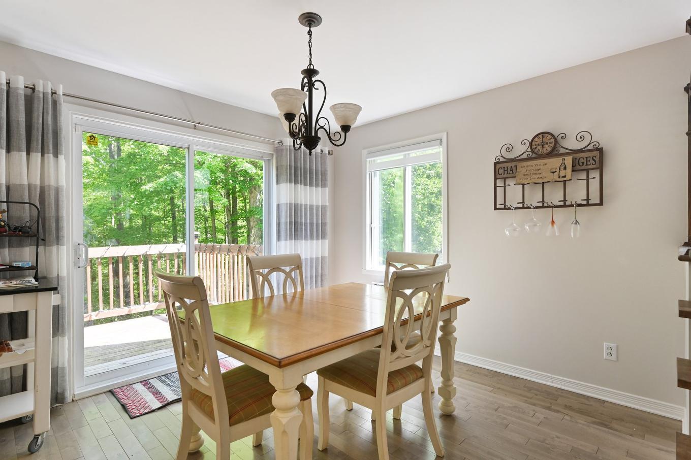 Dining room - 134 - 134A Ch. Bernier, Sutton, QC - Indoor Photo Showing Dining Room