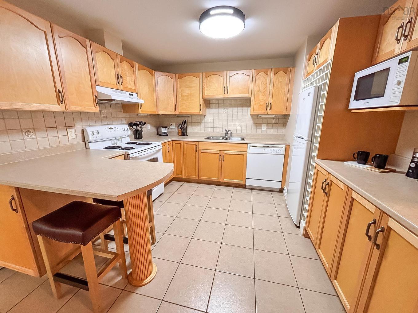 Suite 105 476 Main Street, Mahone Bay, NS