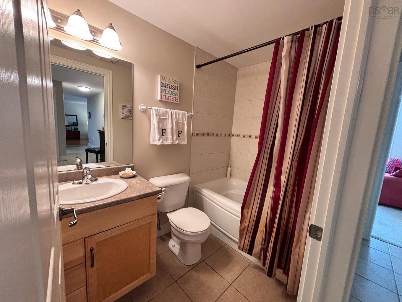 Suite 105 476 Main Street, Mahone Bay, NS