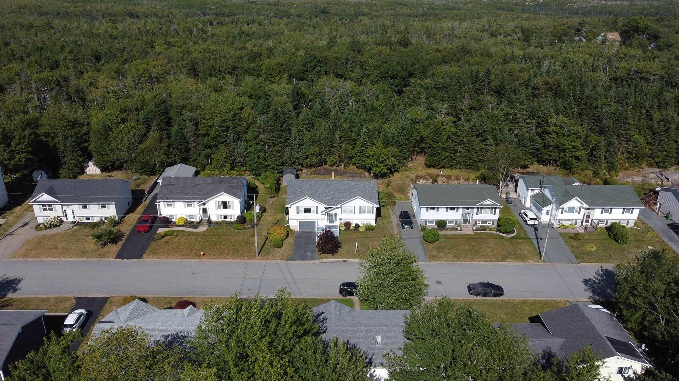 31 Barry Crescent, Herring Cove, NS