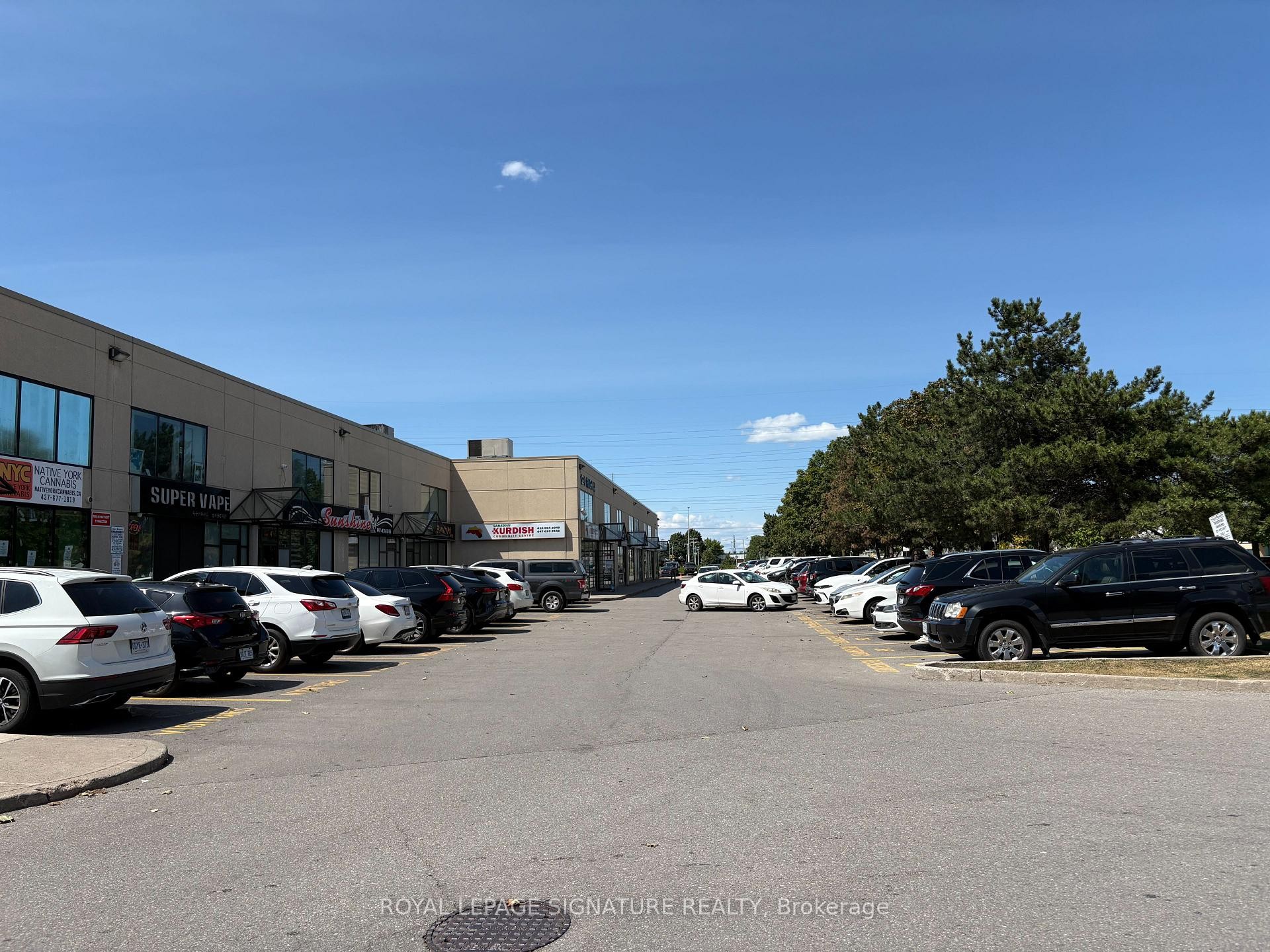 3 Upper Level-1290 Finch Avenue W, Toronto, ON