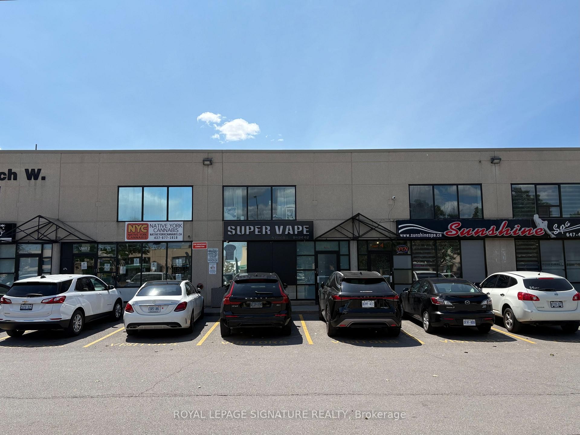 3 Upper Level-1290 Finch Avenue W, Toronto, ON