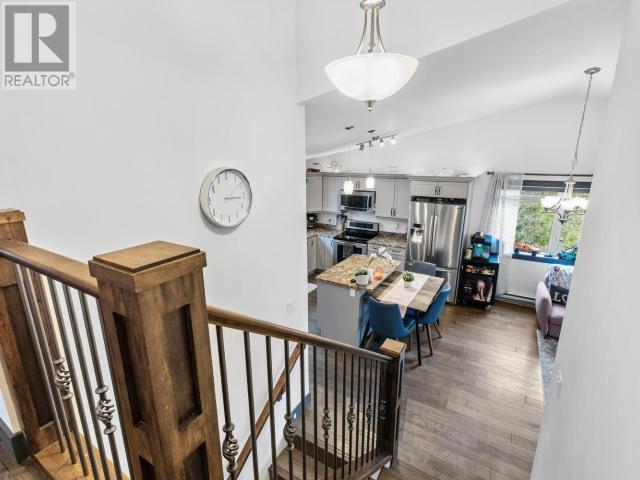 35-19 Wann Road, Whitehorse, YT - Indoor Photo Showing Other Room