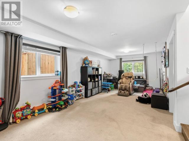 35-19 Wann Road, Whitehorse, YT - Indoor