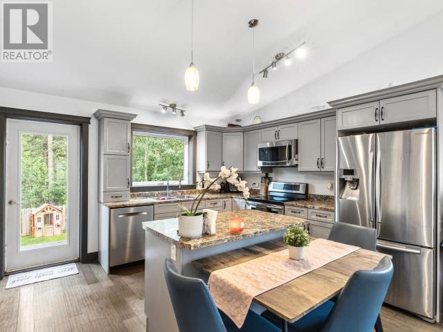 35-19 Wann Road, Whitehorse, YT - Indoor