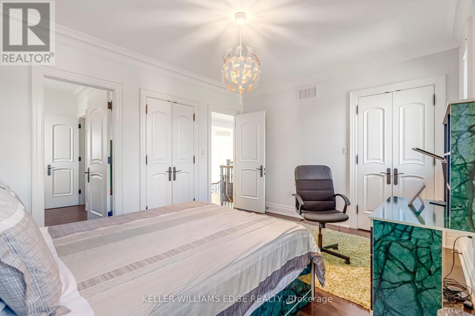 3122 Cedar Springs Road, Burlington, ON - Indoor Photo Showing Bedroom