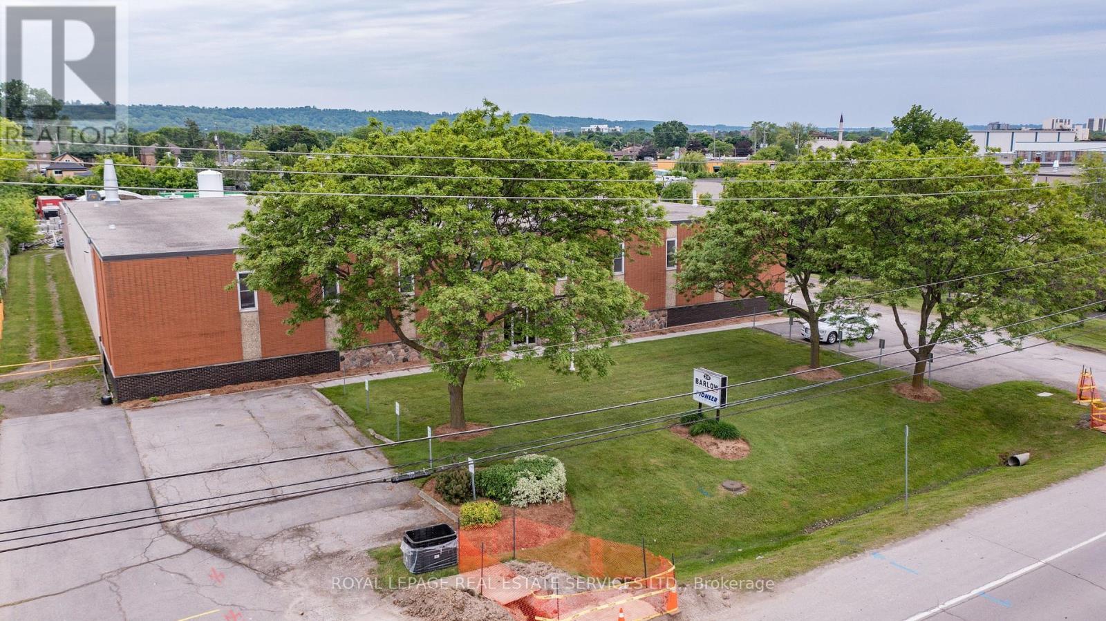 242 Arvin Avenue, Hamilton, ON