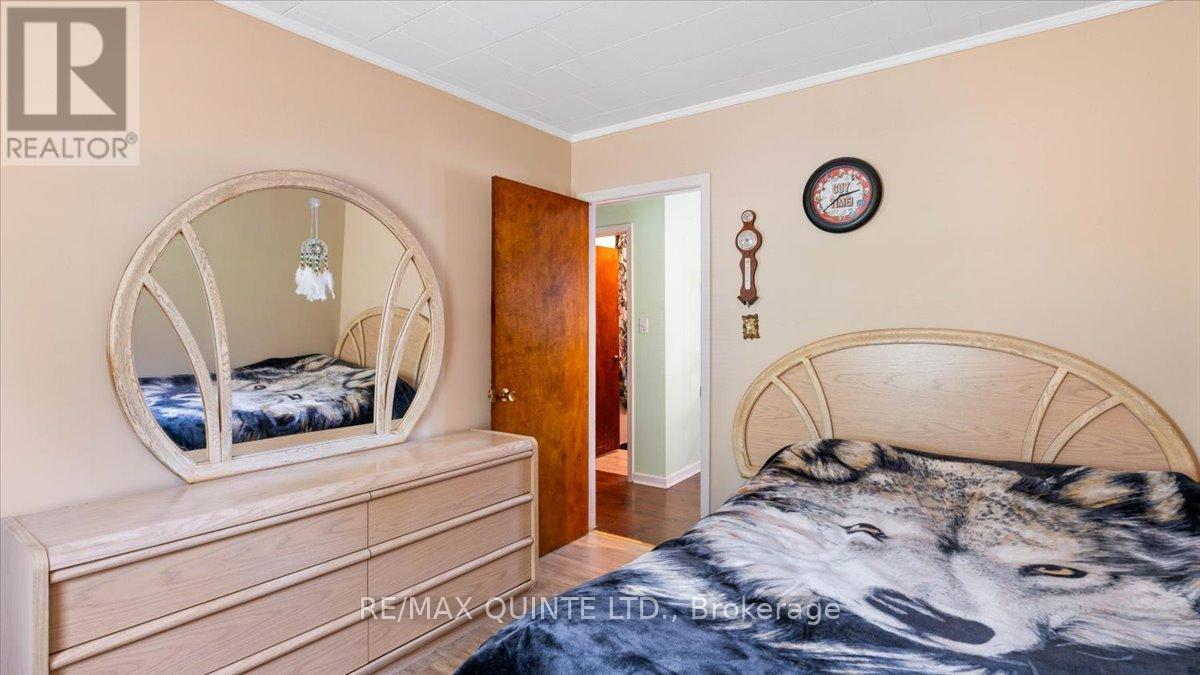 42 A Hawkins Bay Road, Tweed (Elzevir (Twp)), ON - Indoor Photo Showing Bedroom