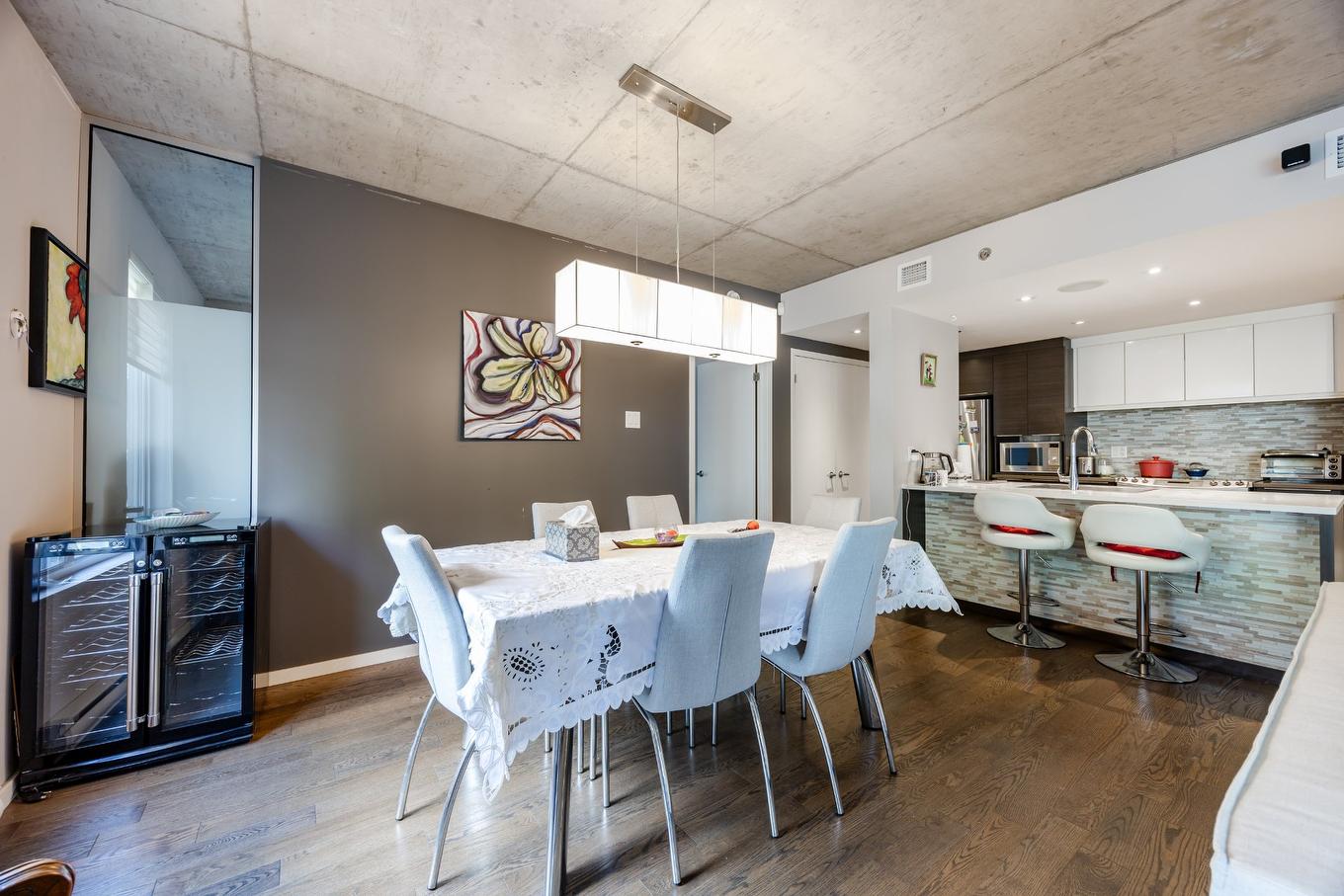 Dining room - 105-9815 Boul. Leduc, Brossard, QC - Indoor Photo Showing Dining Room