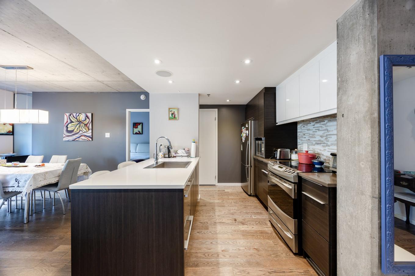 Kitchen - 105-9815 Boul. Leduc, Brossard, QC - Indoor