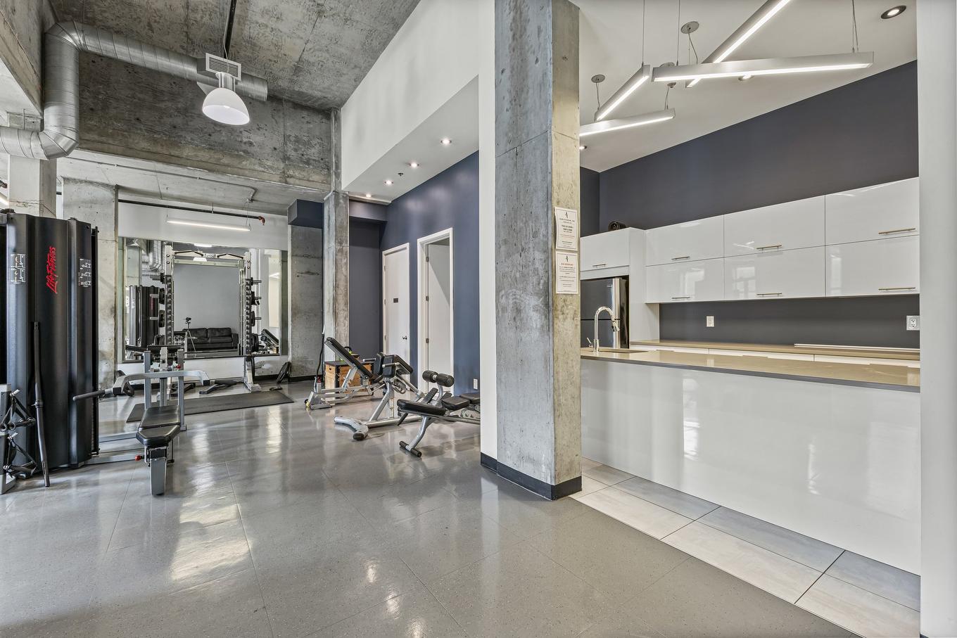 Salle d'exercice - 907-1045 Rue Wellington, Montréal (Le Sud-Ouest), QC - Indoor Photo Showing Gym Room