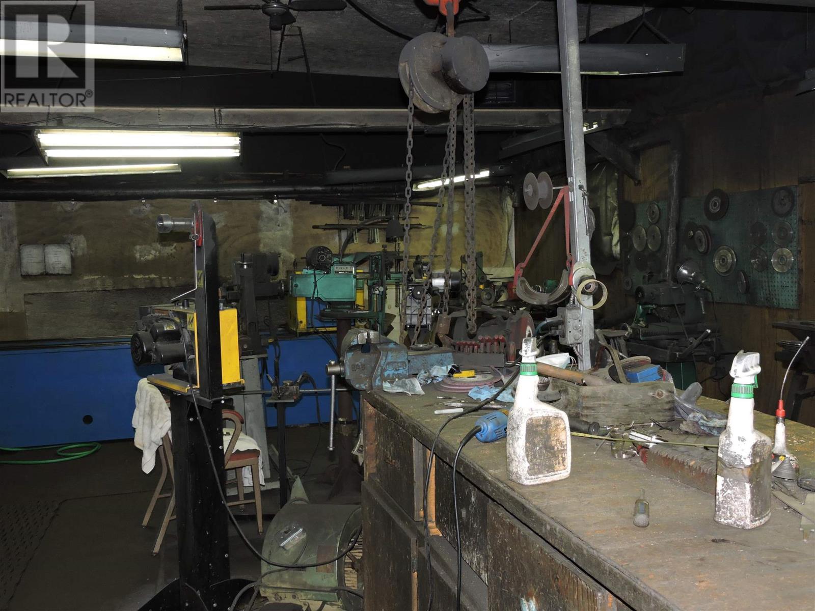 90 St. Andrew'S Ter, Sault Ste. Marie, ON