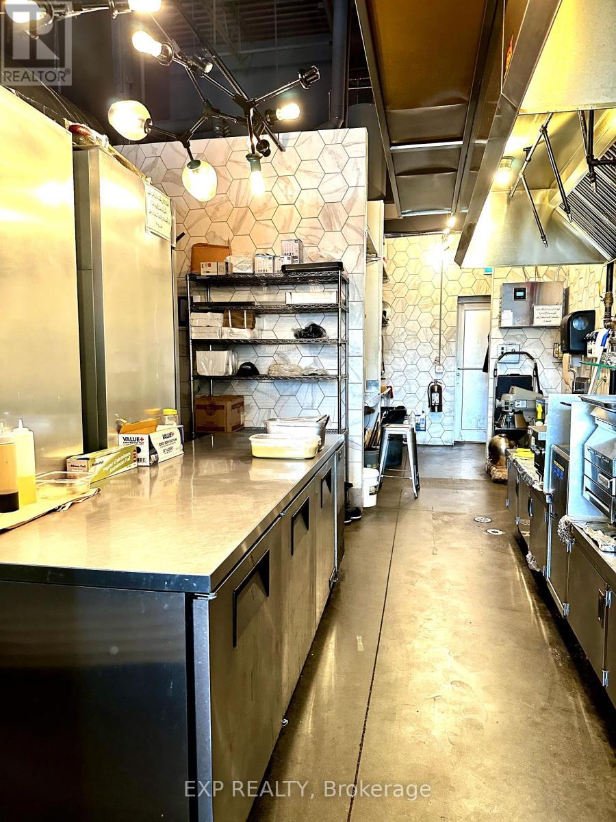 #A6 - 70 World Drive, Mississauga, ON