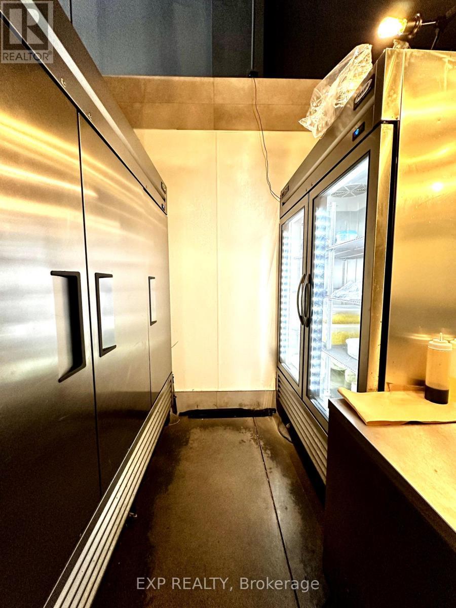 #A6 - 70 World Drive, Mississauga, ON