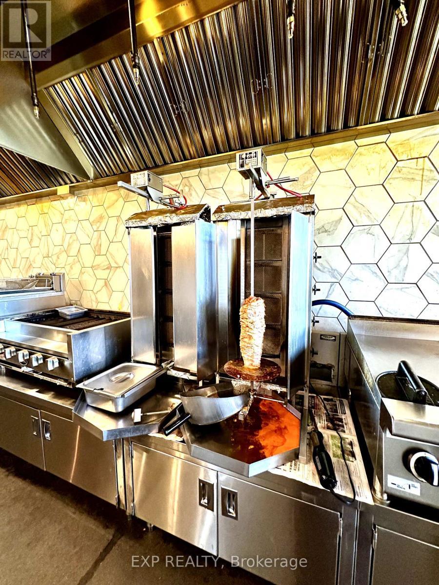 #A6 - 70 World Drive, Mississauga, ON