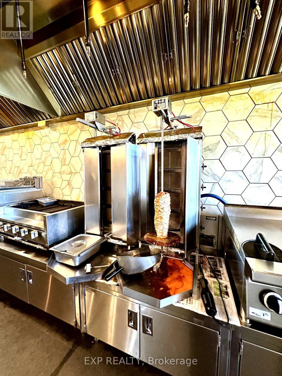 #A6 - 70 World Drive, Mississauga, ON