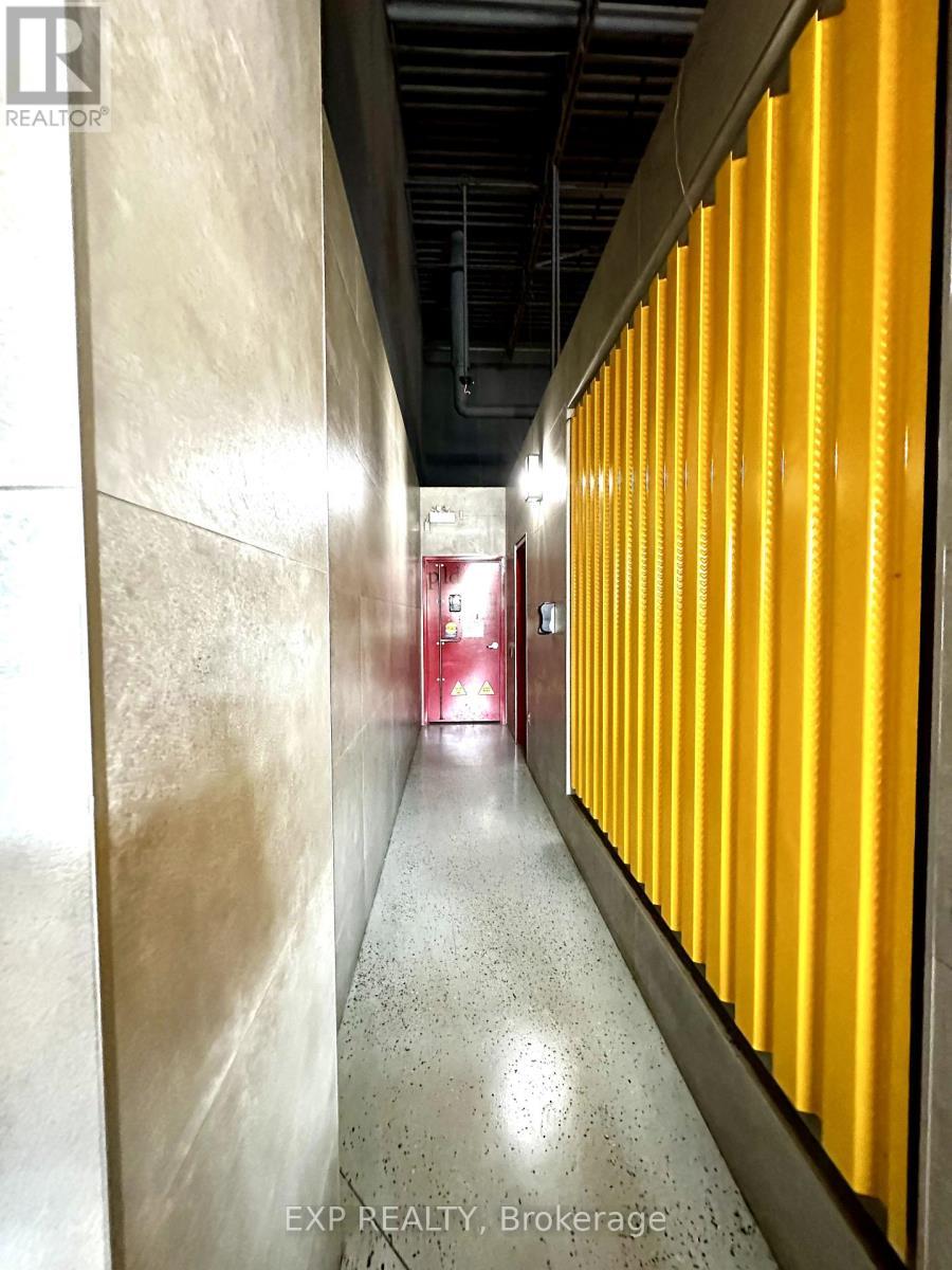 #A6 - 70 World Drive, Mississauga, ON