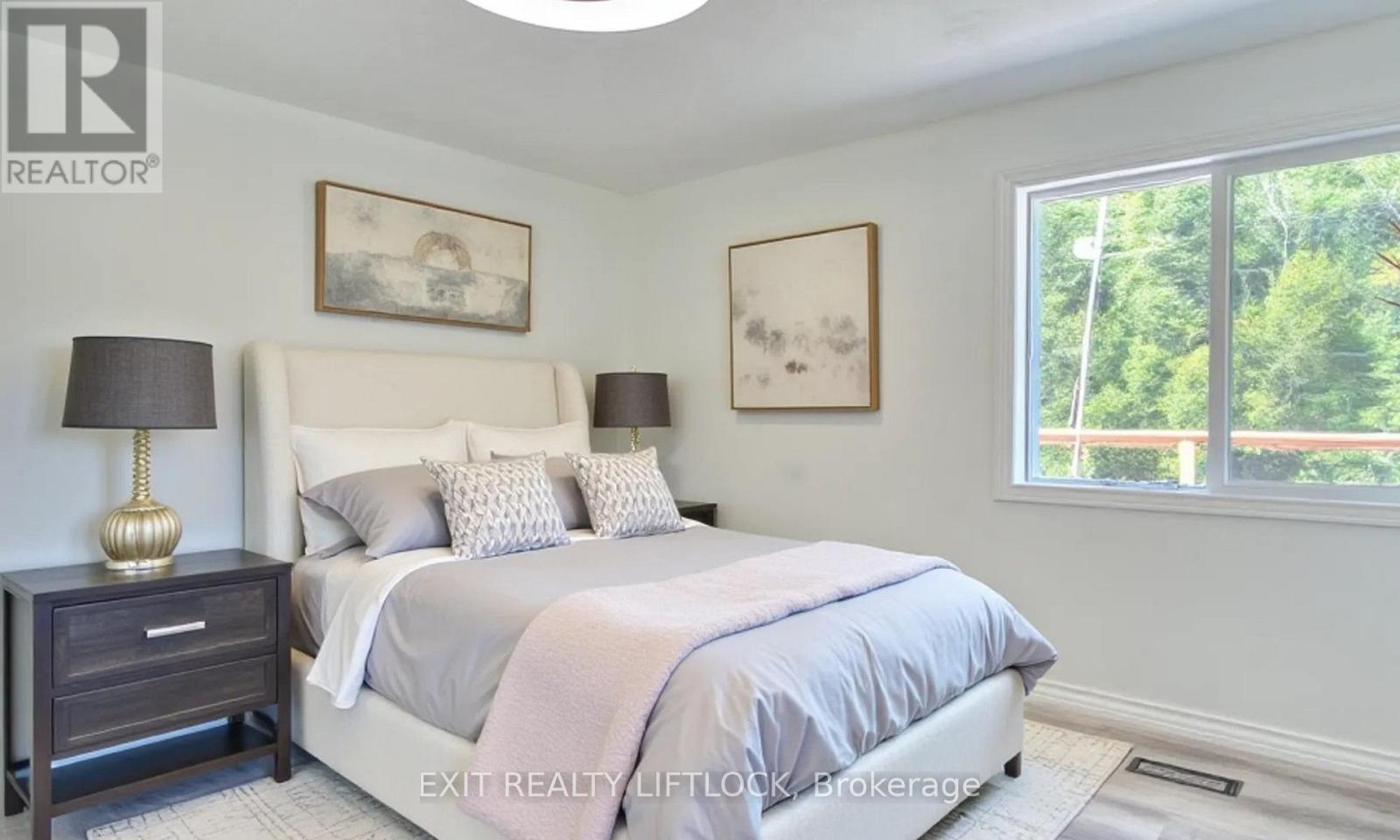 868 Addington Road, Brudenell, Lyndoch And Raglan, ON - Indoor Photo Showing Bedroom