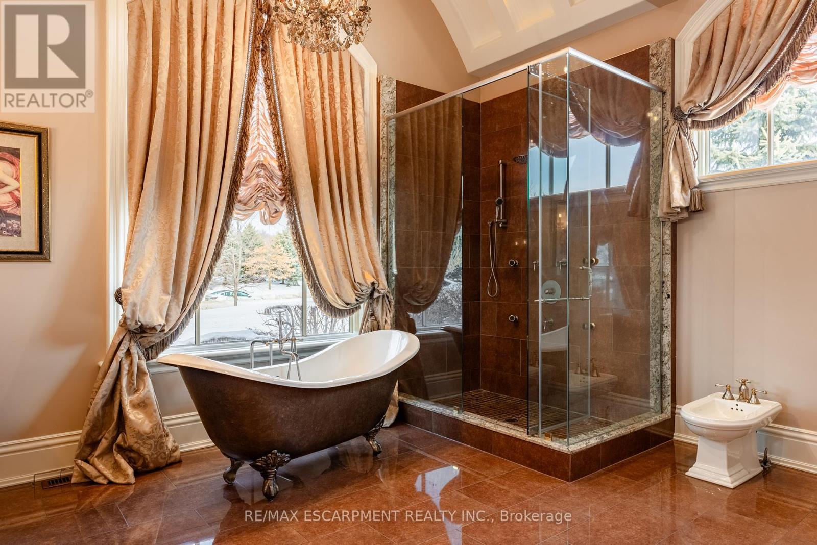 2594 Bluffs Way, Burlington, ON - Indoor Photo Showing Bathroom