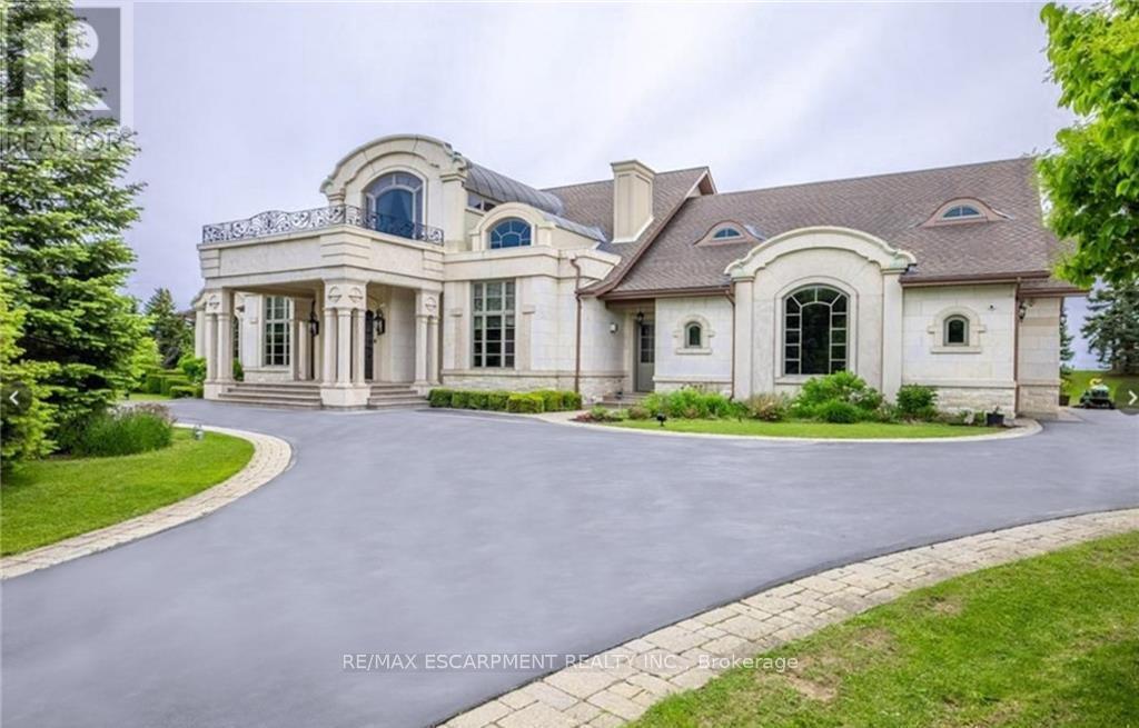 2594 Bluffs Way, Burlington, ON - Outdoor With Facade