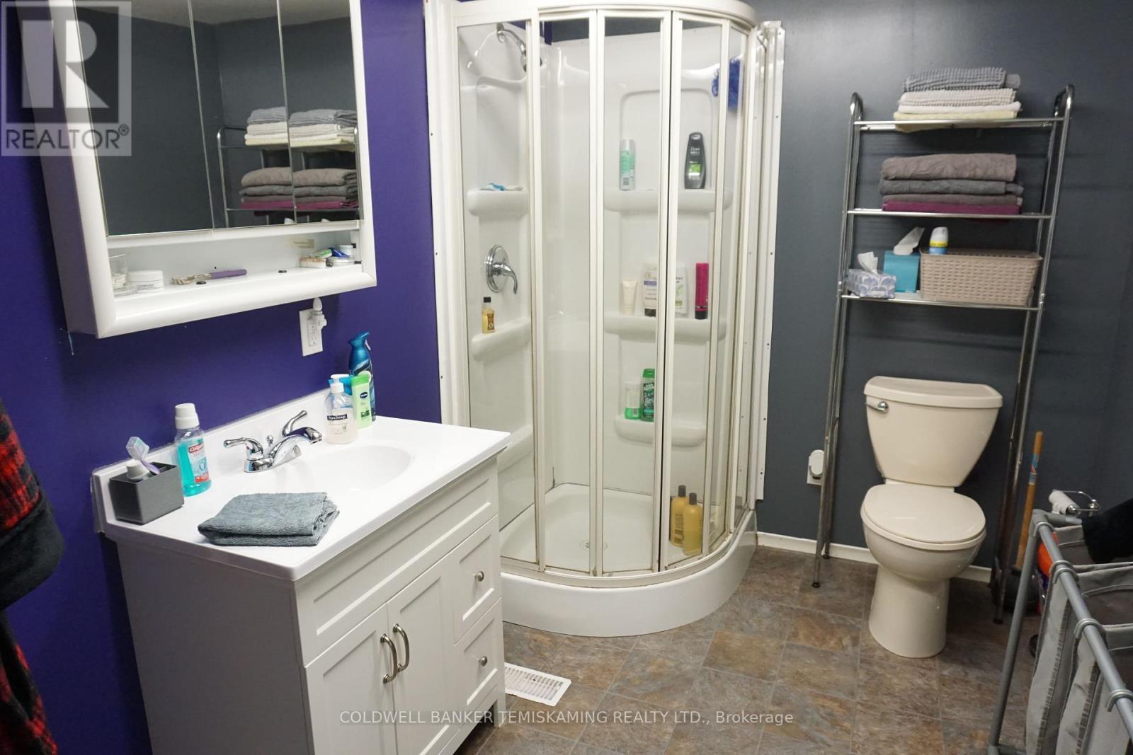 Unit 1-3 PC - 293 Meridian Avenue, Temiskaming Shores (Haileybury), ON - Indoor Photo Showing Bathroom