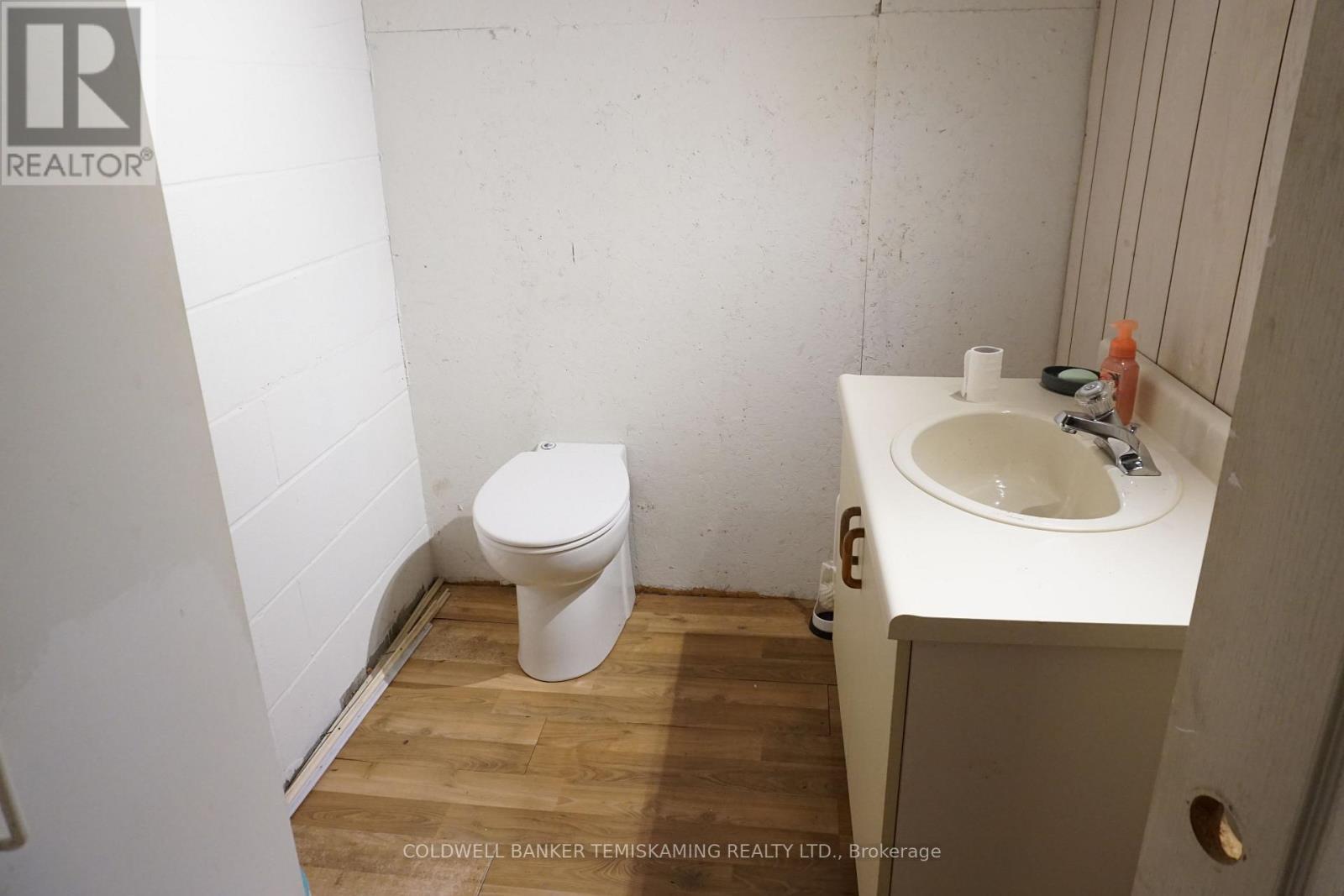 2 PC in Basement - 293 Meridian Avenue, Temiskaming Shores (Haileybury), ON - Indoor Photo Showing Bathroom
