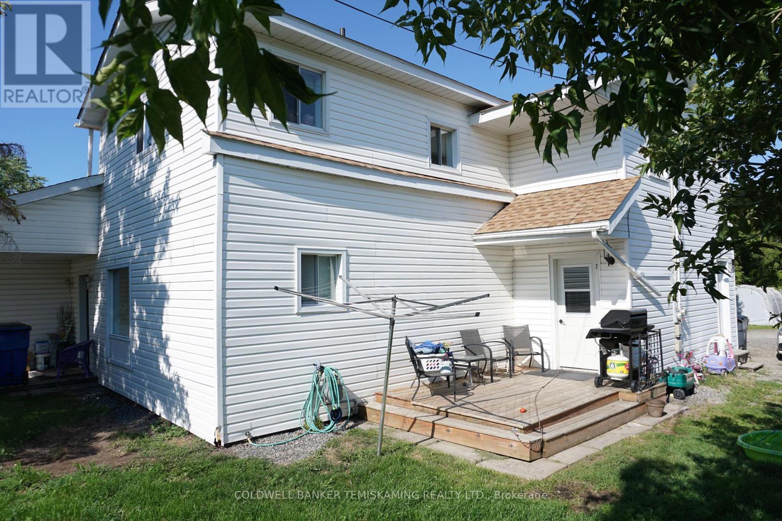 Unit 2-Entrance - 293 Meridian Avenue, Temiskaming Shores (Haileybury), ON - Outdoor With Deck Patio Veranda With Exterior