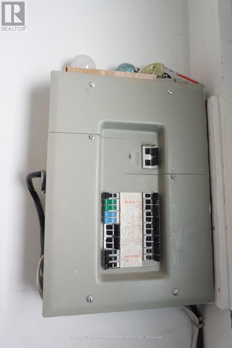 293 Meridian Avenue, Temiskaming Shores (Haileybury), ON - Indoor