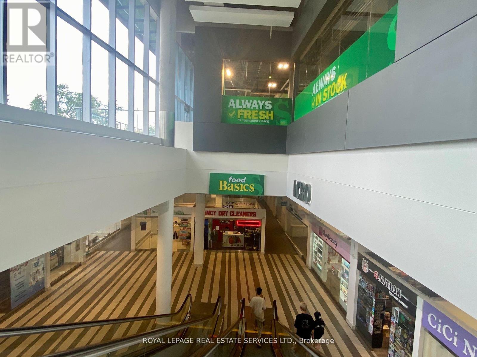 144 - 4750 Yonge Street, Toronto, ON