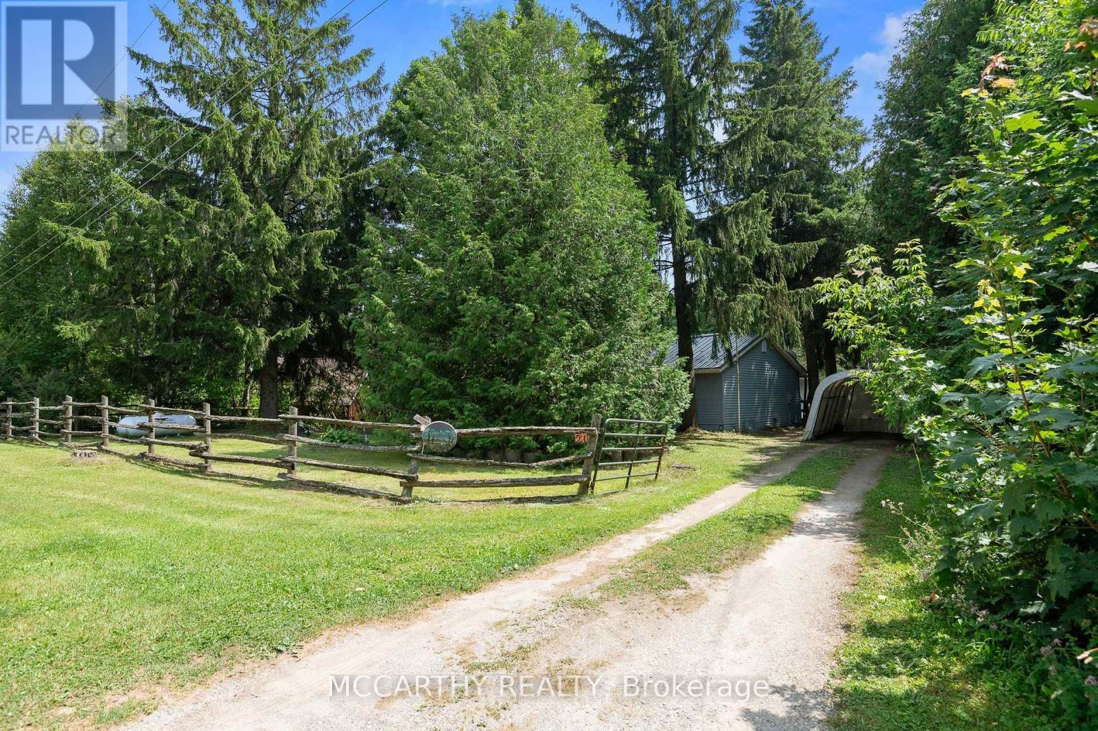 21 Mccutcheon Road, Mulmur, ON - Outdoor