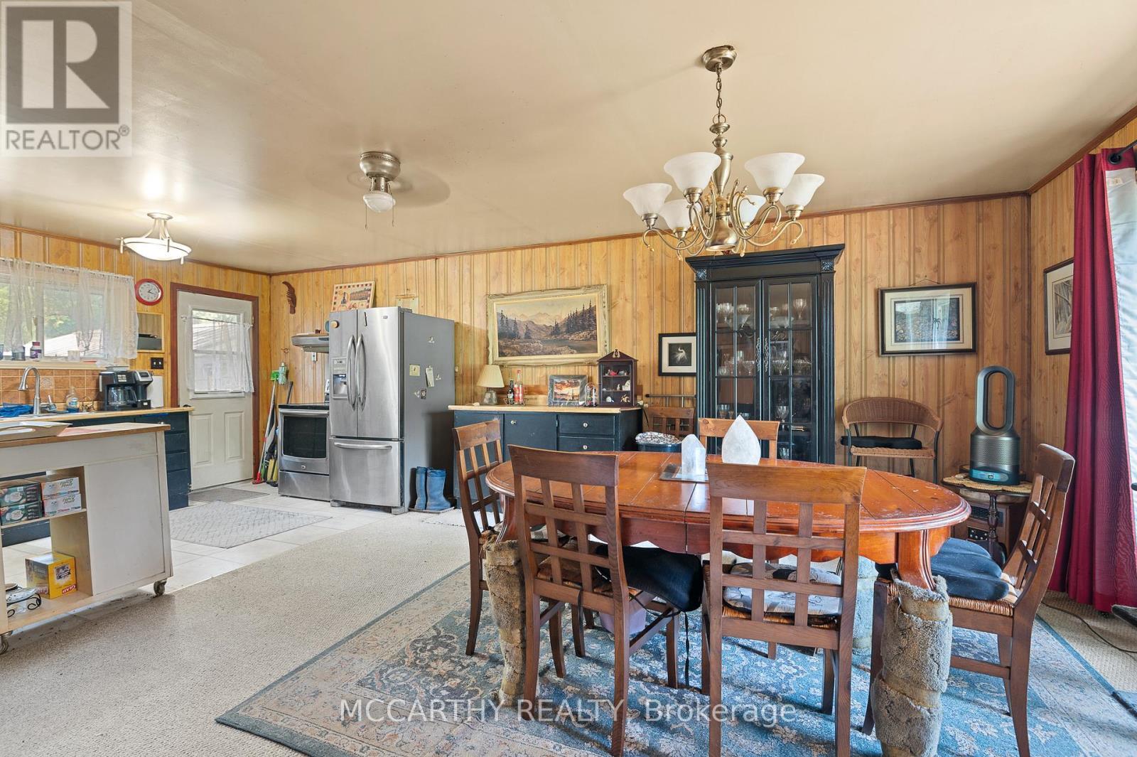 21 Mccutcheon Road, Mulmur, ON - Indoor Photo Showing Dining Room