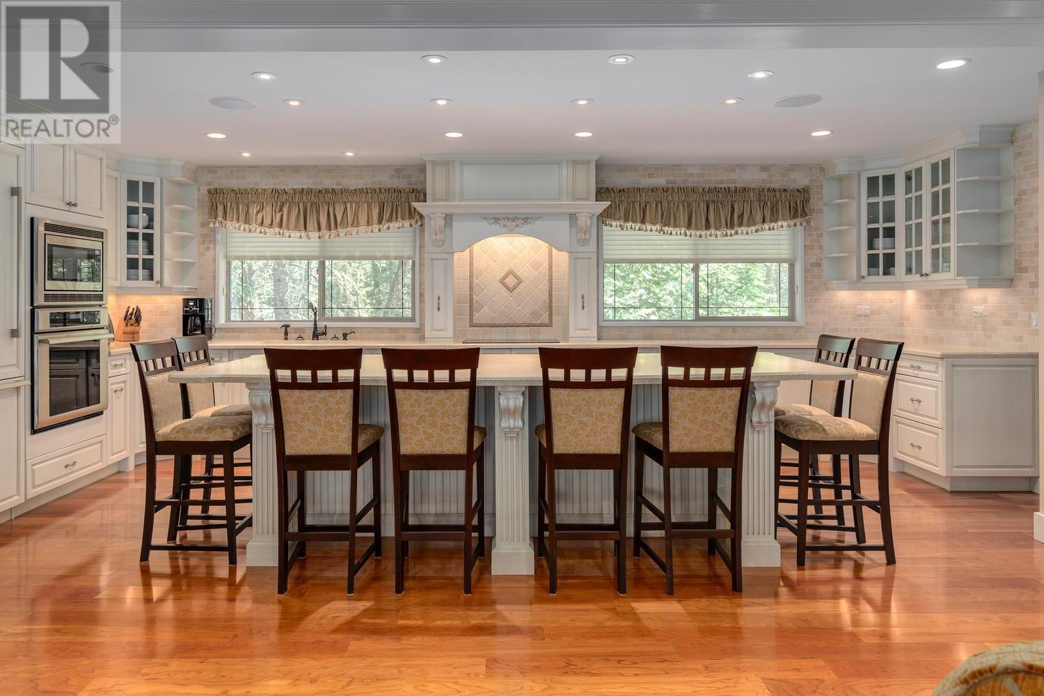 Main house - 8566 Eacrett Road, Dry Gulch, BC - Indoor Photo Showing Dining Room