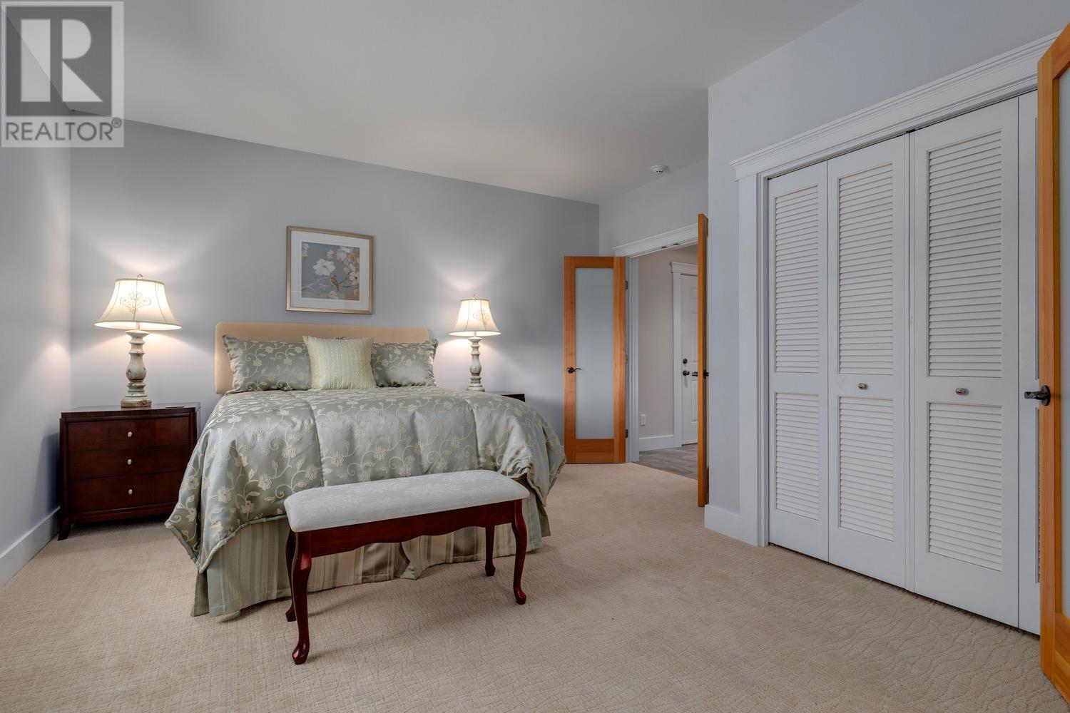 Guest house - 8566 Eacrett Road, Dry Gulch, BC - Indoor Photo Showing Bedroom