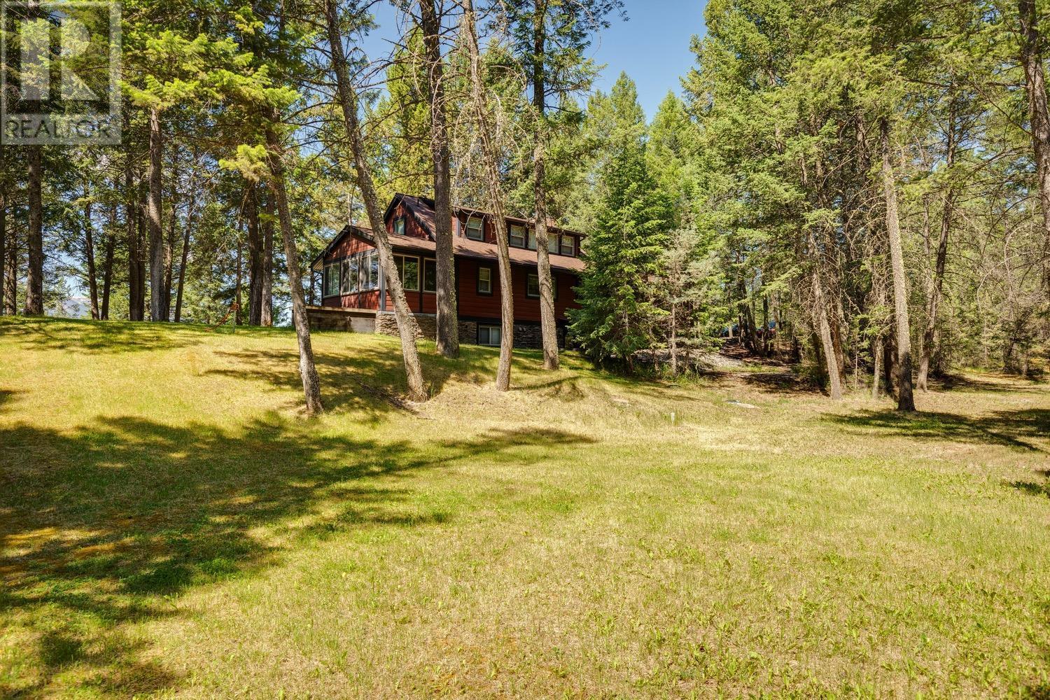 8566 Eacrett Road, Dry Gulch, BC - Outdoor