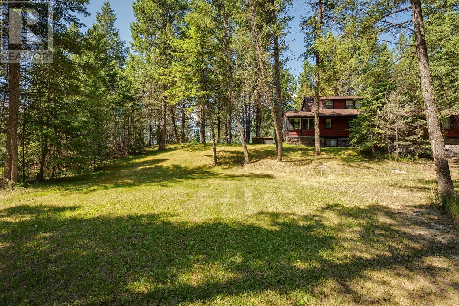 8566 Eacrett Road, Dry Gulch, BC - Outdoor